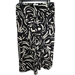 Nine West Womens Skirt L Black/White Abstract Animal Print Midi Career Office